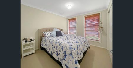 Executive Living in Keswick! - Photo 5