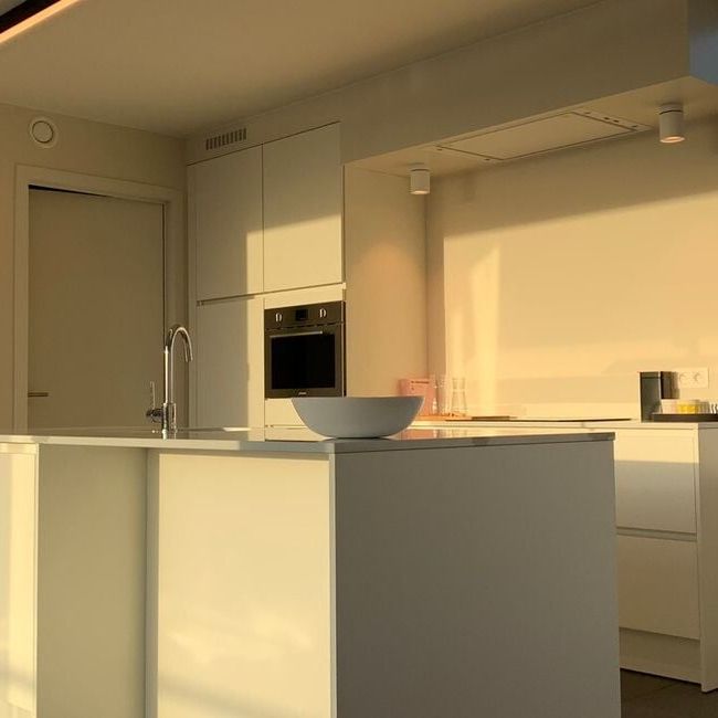 Appartement te huur in Meulebeke voor € 895 met 2 slaapkamers - Photo 1