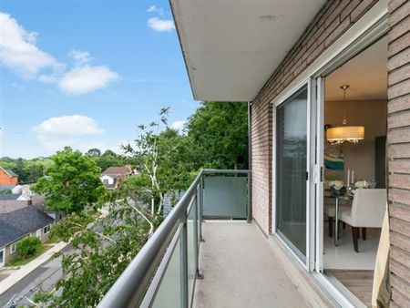For Lease - 200 Charlton Avenue Unit# 503, Hamilton, Ontario - Photo 2