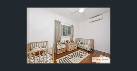 Freshly Updated Home on a Spacious Block - Photo 4