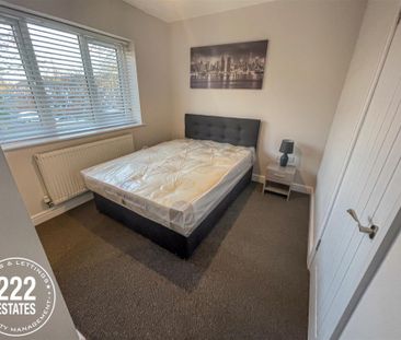 Canberra Avenue - Warrington - WA2 - Photo 5