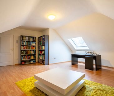 TE HUUR - Ruim én energiezuinig duplexappartement (191m²) in hartje... - Photo 3