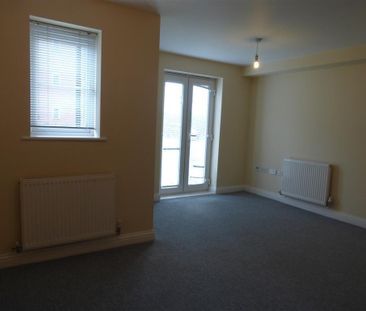 Twickenham Close - Photo 3