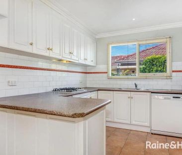 1/126 Cooper Street, Essendon VIC 3040 - Photo 1
