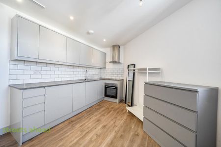 Studio to rent - Photo 3