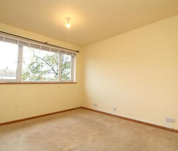 2 bedroom maisonette to rent - Photo 3
