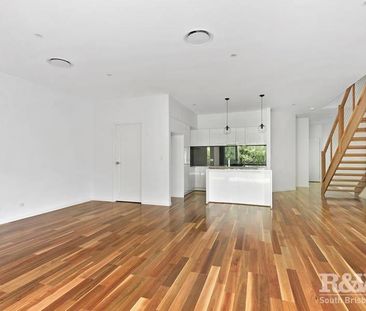2/87 Jackson Street, Hamilton - Photo 1