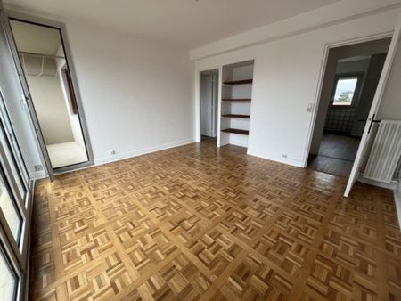 Libre le ..Maintenant Mt Loyer :550 Mt des charges :50 - Photo 3