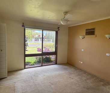 Four Bedroom Family Home - Photo 1