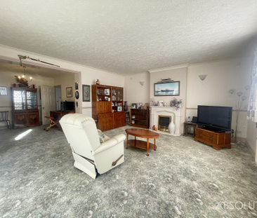 4 bed bungalow to rent in Parkfield Close, Marldon, TQ3 - Photo 2