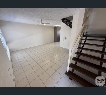 3/8 Ethel Street, Hyde Park, Qld 4812 - Photo 1