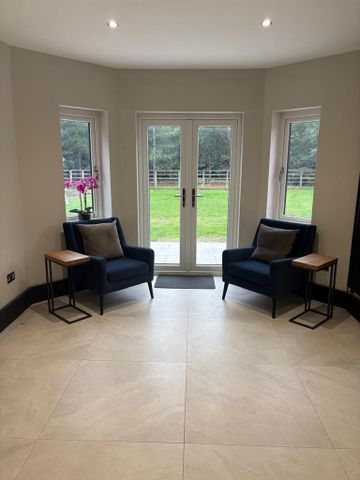 5 bedroom detached house to rent - Photo 3