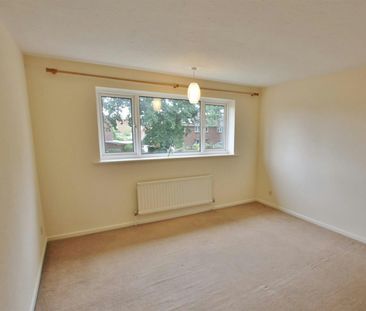Maisonette to rent on - Photo 4