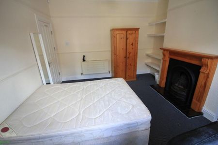 5 bedroom terraced house to rent - Photo 3