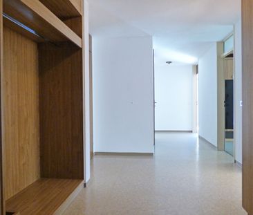 Living in the heart of Uznach - Photo 5