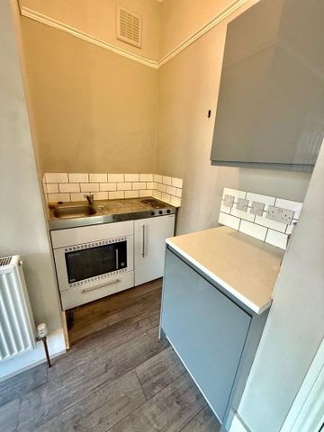 Studio to rent - Photo 3