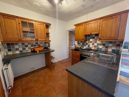 3 bedroom terraced house to rent - Photo 5