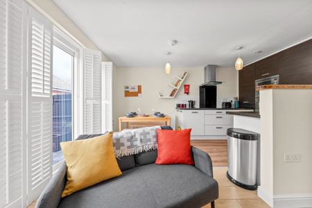 5 Bed Terraced House, Wider Mead, BS16 - Photo 5