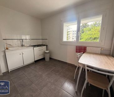 Location Appartement 2 pièces 51m² NEUVILLE SUR SAONE 69250 - Photo 2