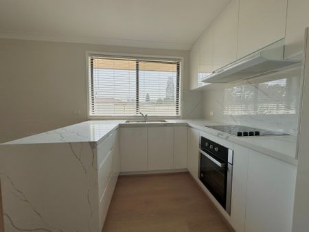 Renovated 3 Bedroom Home - Photo 2