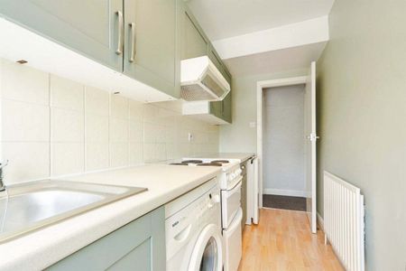 Roundhay Mount, Leeds - Photo 5