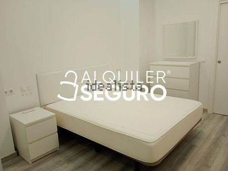 Alquiler de estudio en Calle Blas de Lezo - Photo 3