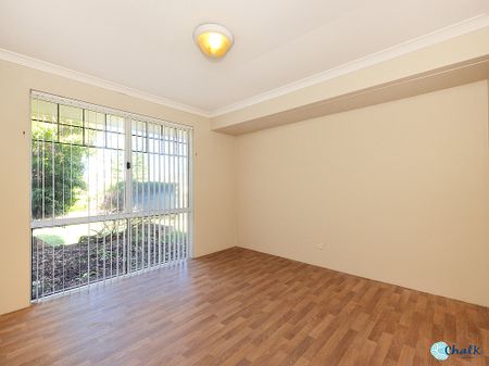 LARGE FAMILY HOME 5 MINUTES FROM THE BEACH! - Photo 5