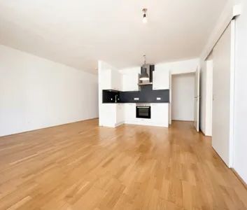 Hochwertige 2-Zimmer-Gartenwohnung I mit sonniger Terrasse und viel Lebensqualität - Foto 2