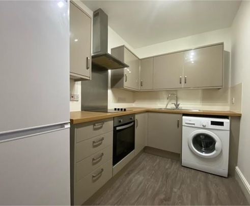 Flat 8, 84 Lincoln Road, Peterborough - Photo 1