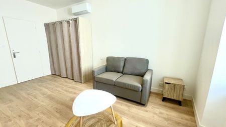 Location Appartement 2 pièces 26m² BAGNOLS SUR CEZE 30200 - Photo 4