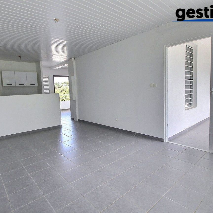 Location Appartement 3 pièces 63m² CAYENNE 97300 - Photo 1
