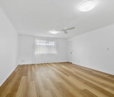 TWO BEDROOM UNFURNISHED BEACHSIDE UNIT - Photo 3