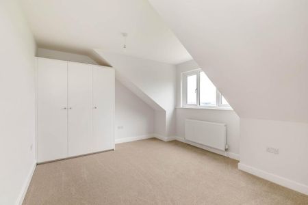 5 bedroom detached house to rent - Photo 5