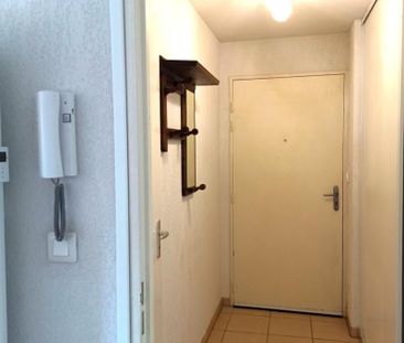 Location Appartement 2 pièces Meublé 40m² GENISSAC 33420 - Photo 5