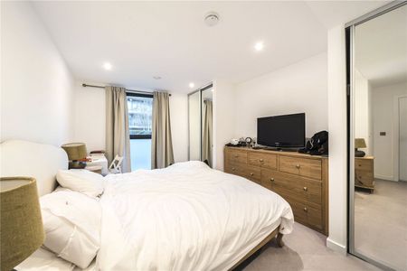 Hawthorne Crescent, Greenwich Peninsula, SE10 - Photo 2