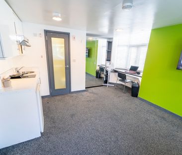 Studio Flat, Dale Road, B29 - Photo 1