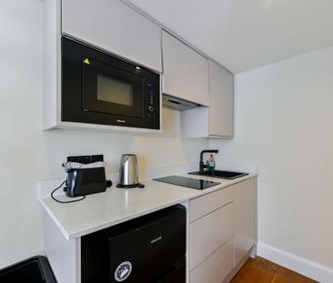Studio to rent - Photo 3