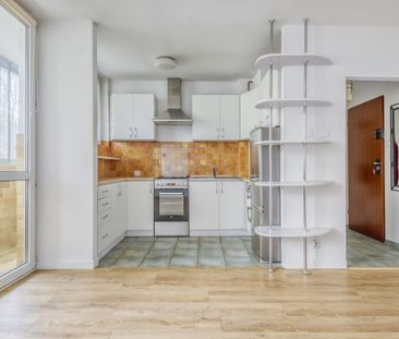 Wynajmę 3 pokoje Saska Kępa 48 m² - Zdjęcie 2