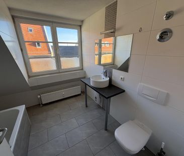 Zentral gelegene Zwei-Raum-Wohnung mit modernem Bad - Zwickau - Photo 5