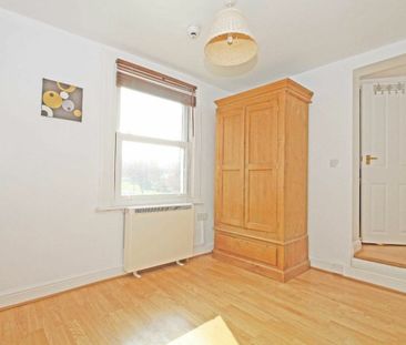 Kneller Road - Photo 2