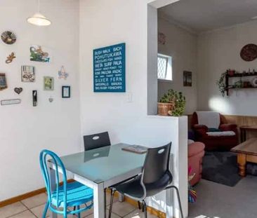 MASTERTON - 3 BEDROOMS - Photo 1