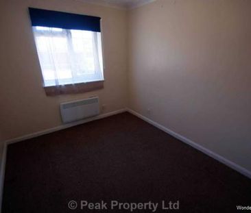 2 bedroom property to rent in Westcliff On Sea - Photo 5