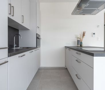 Nieuwbouwappartement met 2 slpks, terras en autostaanplaats. - foto 5