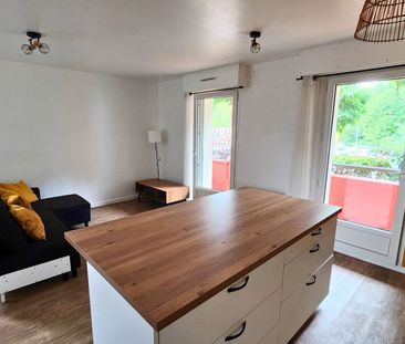 Location Appartement 2 pièces 50m² - Photo 1