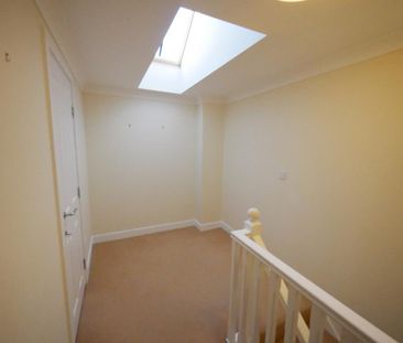 2 bedroom coach house to rent - Photo 6