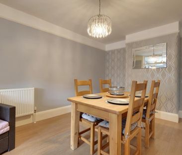 3 bedroom semi-detached house to rent - Photo 5