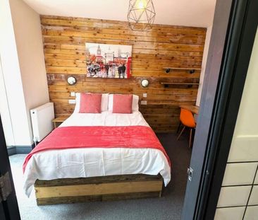 1 bedroom in a house share to rent - Photo 3