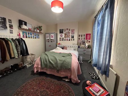 Teversal Avenue Lenton, Nottingham - Photo 2