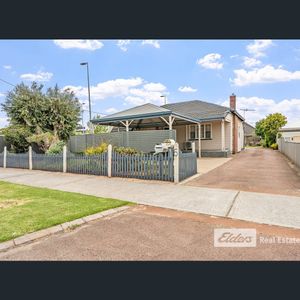7 Jarrah Street, Bunbury, WA 6230 - Photo 2
