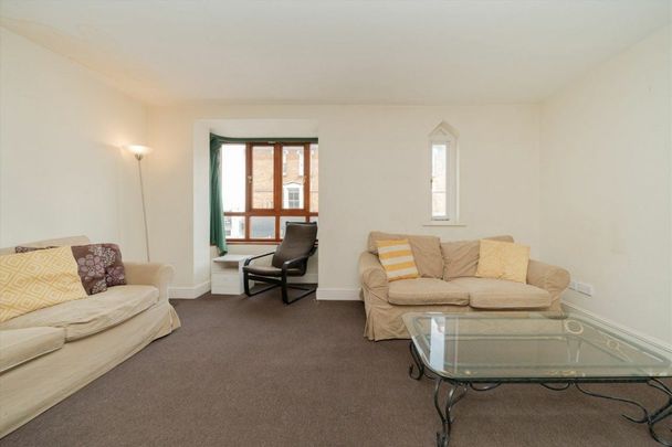 Dawes Road, Fulham, SW6 - Photo 1